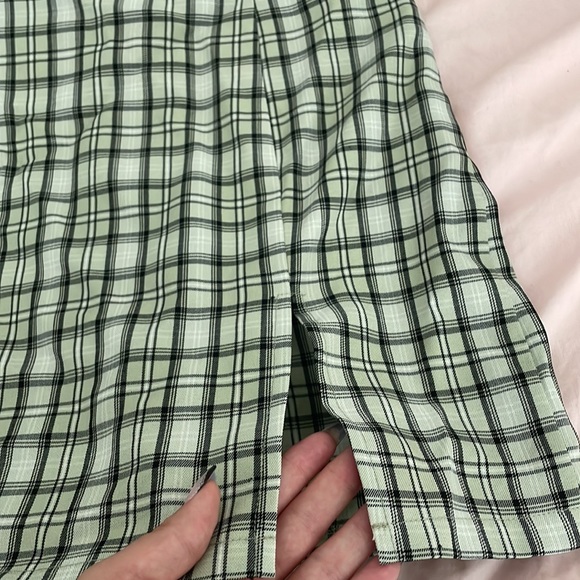 Princess Polly Light Green and Black Skirt - Picture 3 of 7